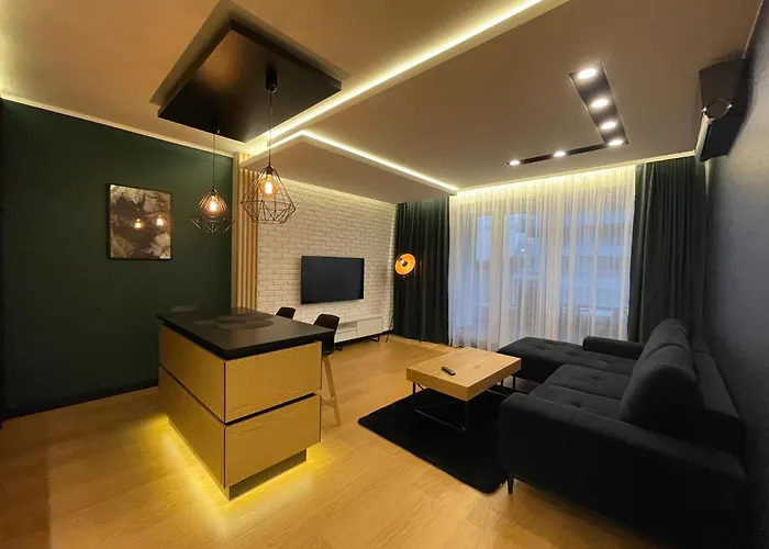 Golden * רוגובו