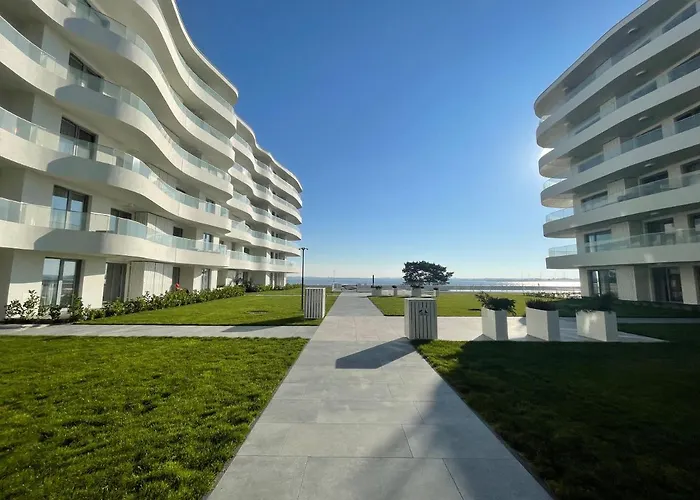 アパート Golden *